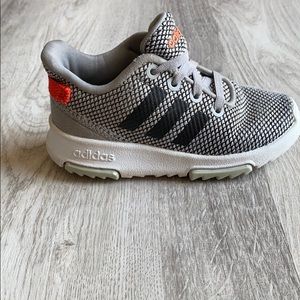 Adidas toddler size 7